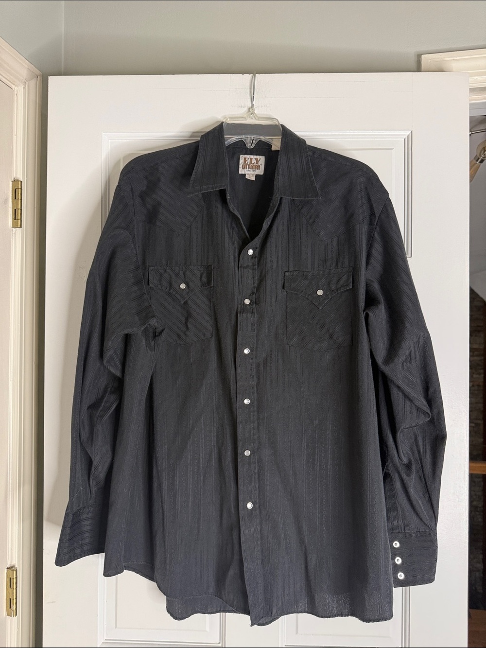 Ely Cattleman Black Long-Sleeve Western pearl Snap Shirt xl